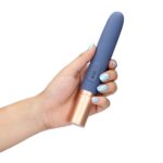 Travel vibrator with lube compartment and pump - obrazek 13