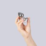 Clear crystal jewelled metal butt plug - obrazek 2