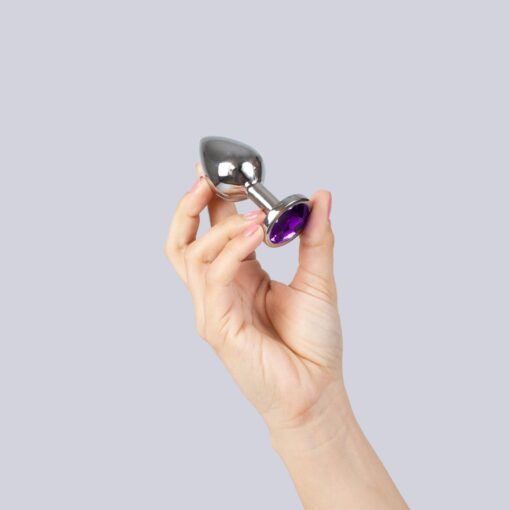 Purple jewelled metal butt plug - obrazek 2