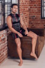 Bokserki męskie NEK – matowy efekt, czerwone detale i łańcuchy L - obrazek 4