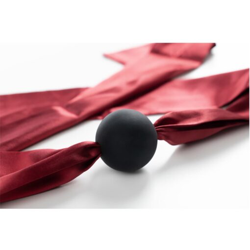 Silicone ball gag with satin straps. - obrazek 3